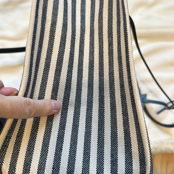 Kate spade navy and cream striped canvas bag - Picture 12 of 17